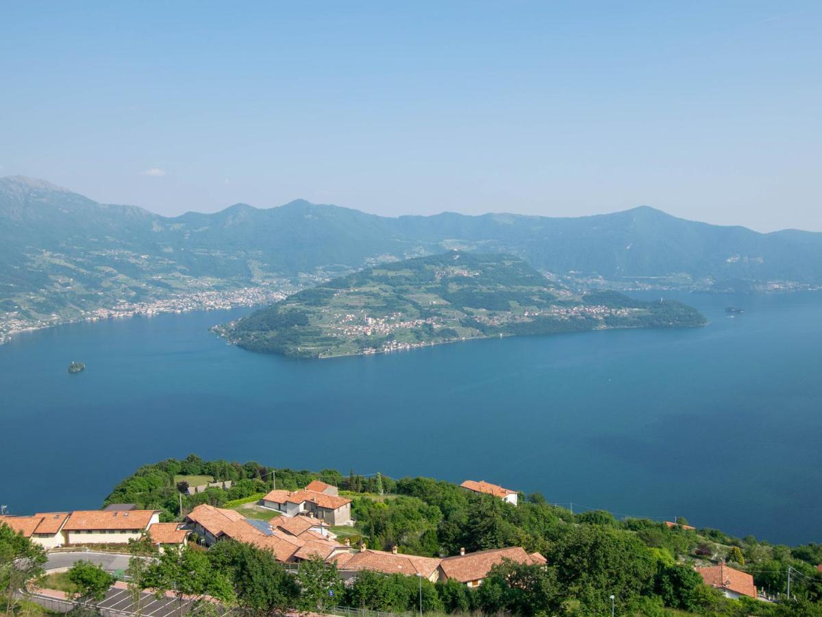 Van Gogh - Beautiful Lake Iseo View And Swimming Pool Parzanica Exterior photo